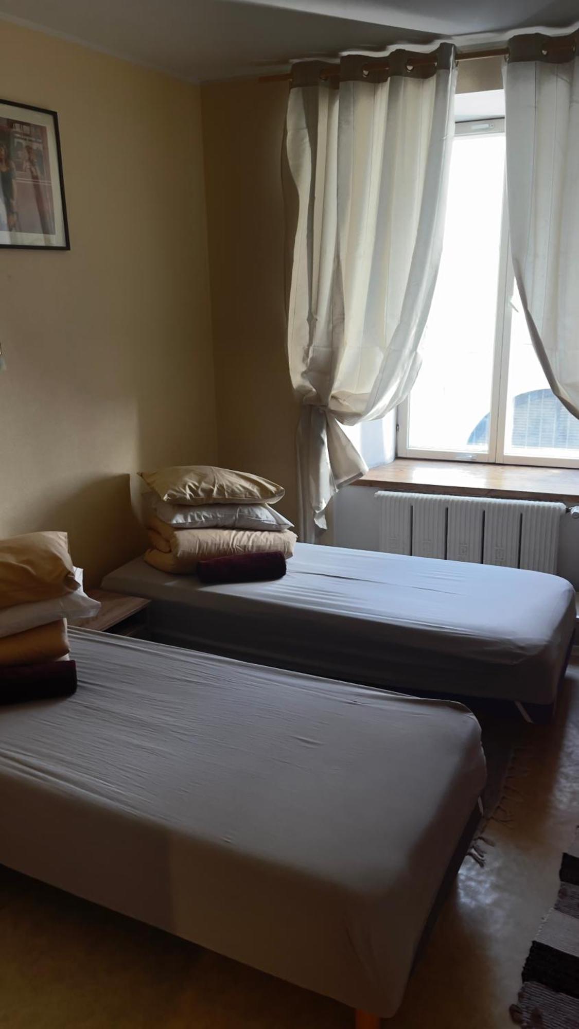 Reval Hostel Esterno foto